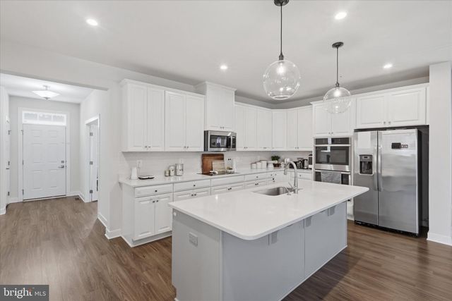 21839 CLARKSBURG RD, Clarksburg, MD 20871