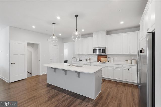 21839 CLARKSBURG RD, Clarksburg, MD 20871