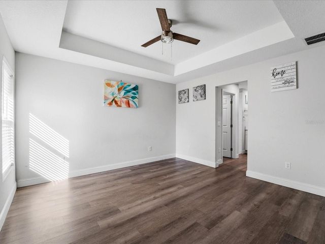 6235 DUNDEE AVENUE, North Port, FL 34291