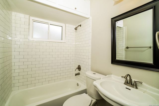 13406 CHESTERTON DR, San Antonio, TX 78217