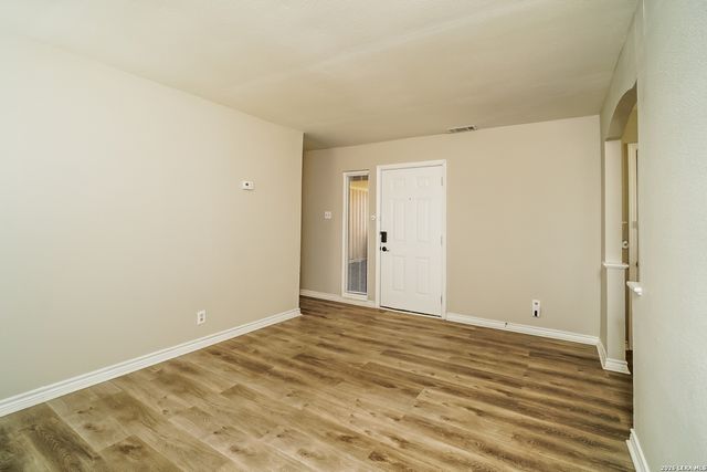 13406 CHESTERTON DR, San Antonio, TX 78217