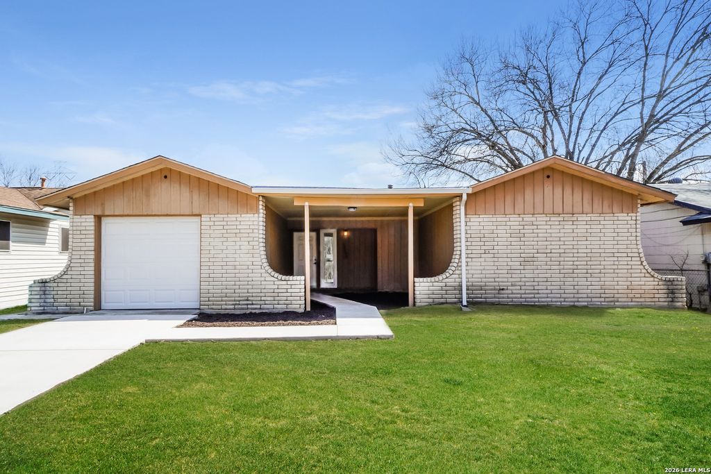 13406 CHESTERTON DR, San Antonio, TX 78217