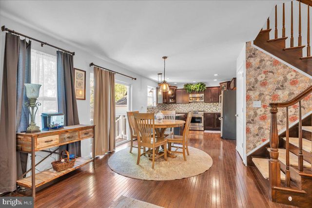 11 EVERGREEN RD, Mount Laurel, NJ 08054