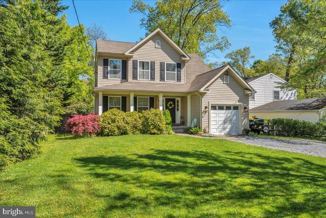 11 EVERGREEN RD, Mount Laurel, NJ 08054