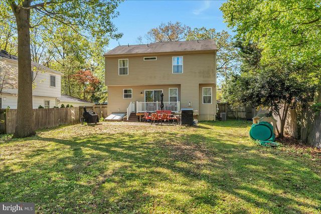 11 EVERGREEN RD, Mount Laurel, NJ 08054