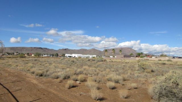 1929 E Morrow Avenue, Kingman, AZ 86409