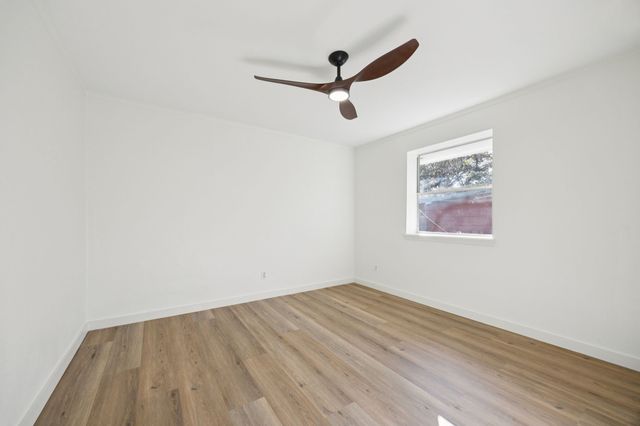 2222 N Hickory Street, Sherman, TX 75092