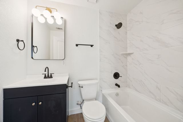 2222 N Hickory Street, Sherman, TX 75092