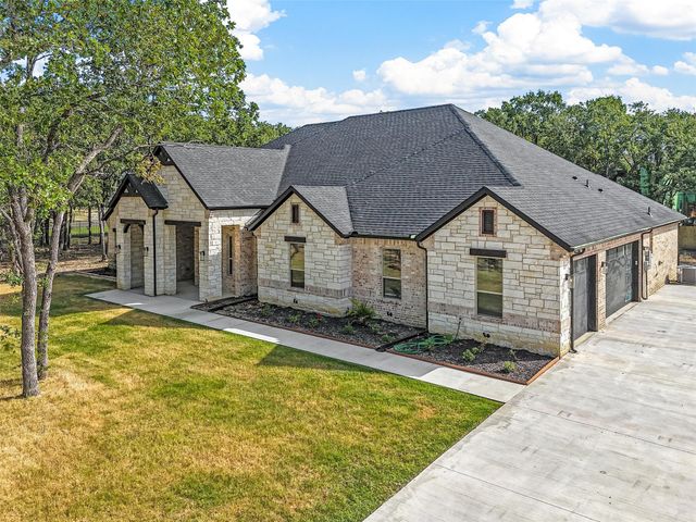 300 Seacross Court, Combine, TX 75159