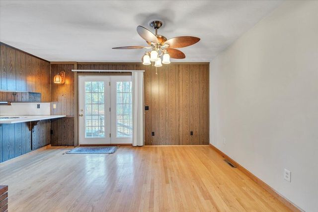 6089 Steeplechase DR, Roanoke, VA 24018