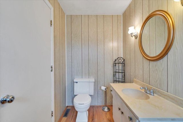 6089 Steeplechase DR, Roanoke, VA 24018