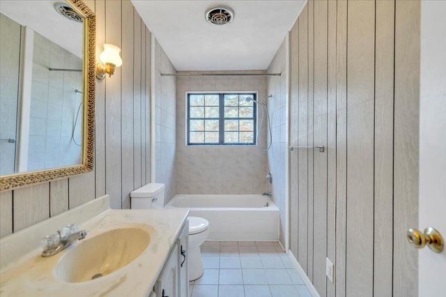 6089 Steeplechase DR, Roanoke, VA 24018