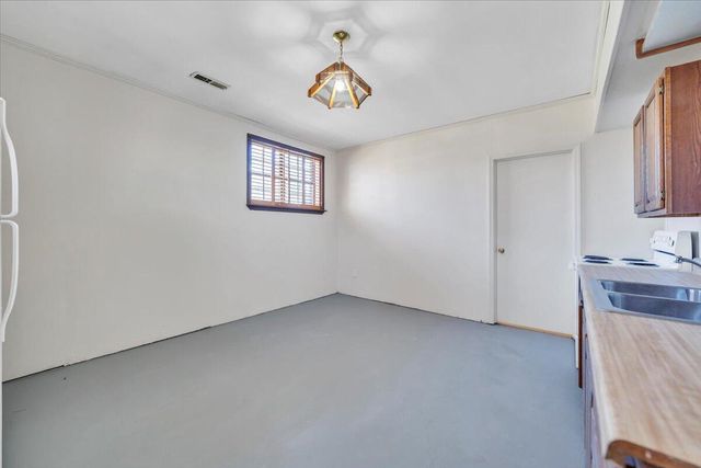 6089 Steeplechase DR, Roanoke, VA 24018