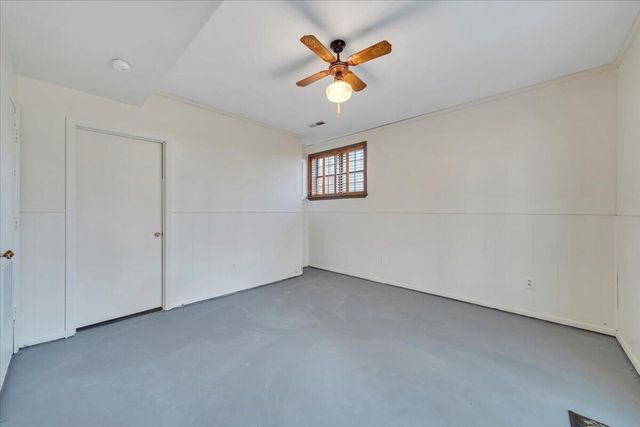 6089 Steeplechase DR, Roanoke, VA 24018