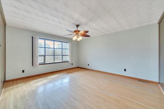 6089 Steeplechase DR, Roanoke, VA 24018