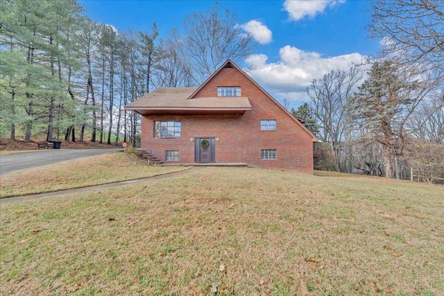 6089 Steeplechase DR, Roanoke, VA 24018