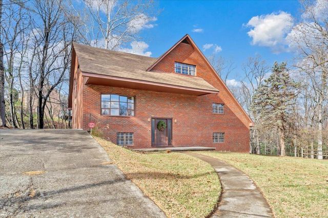 6089 Steeplechase DR, Roanoke, VA 24018