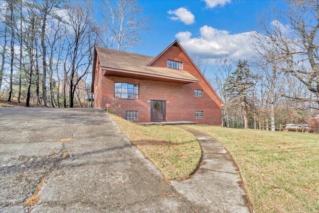 6089 Steeplechase DR, Roanoke, VA 24018