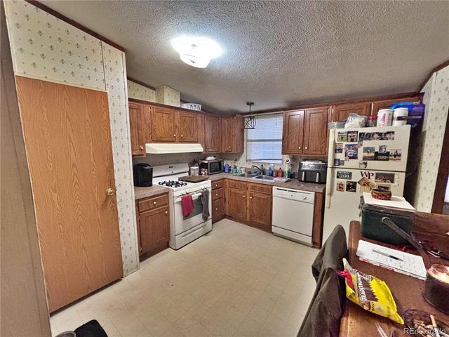 201 Pinto Street, Golden, CO 80401