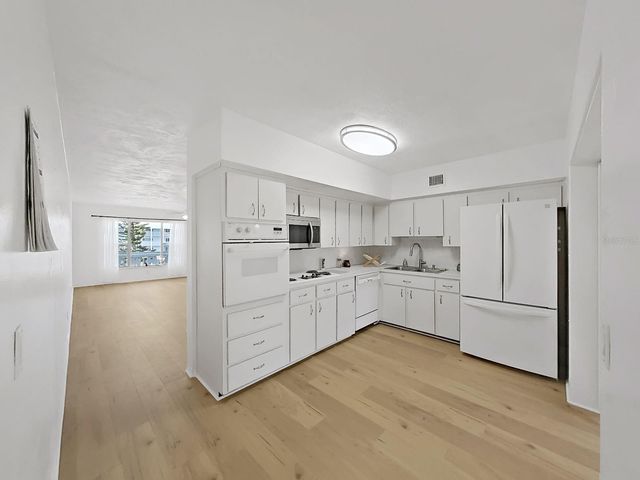 2451 CANADIAN WAY 23, Clearwater, FL 33763