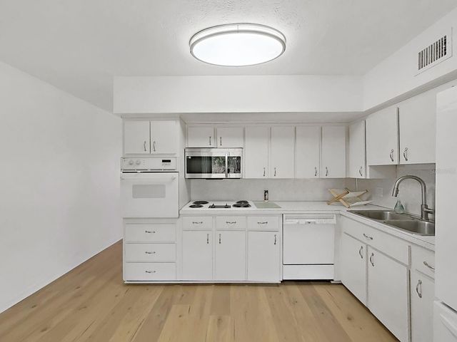 2451 CANADIAN WAY 23, Clearwater, FL 33763