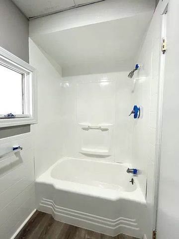 30 White Street 1R, Taunton, MA 02780