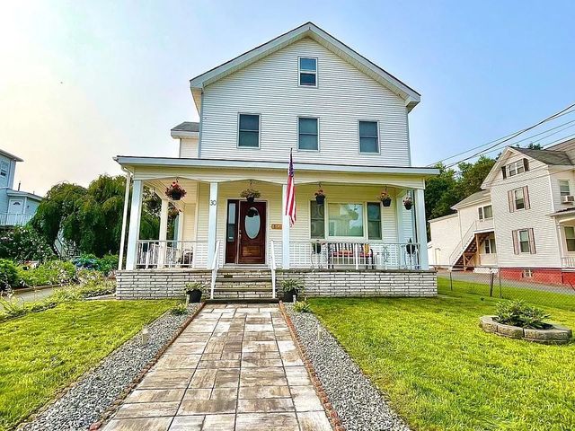 30 White Street 1R, Taunton, MA 02780