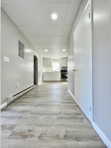 30 White Street 1R, Taunton, MA 02780