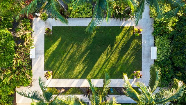 184 Lake Drive 4301, Palm Beach Shores, FL 33404