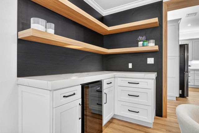 301 Pilgrim Road, West Palm Beach, FL 33405