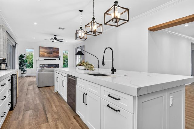 301 Pilgrim Road, West Palm Beach, FL 33405