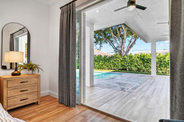 301 Pilgrim Road, West Palm Beach, FL 33405