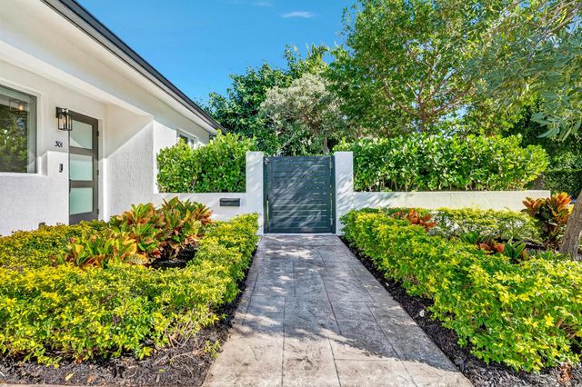 301 Pilgrim Road, West Palm Beach, FL 33405