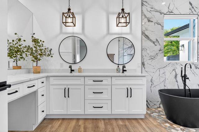 301 Pilgrim Road, West Palm Beach, FL 33405