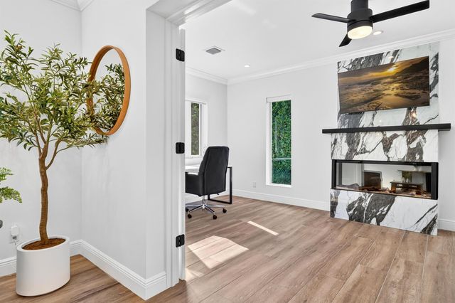 301 Pilgrim Road, West Palm Beach, FL 33405