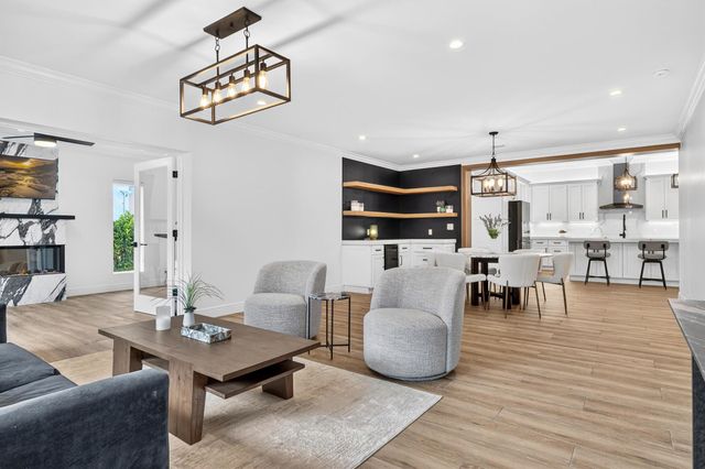 301 Pilgrim Road, West Palm Beach, FL 33405