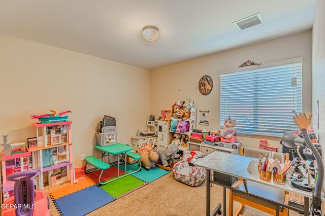 718 LT JOE MAGALLANES Road, Socorro, TX 79927