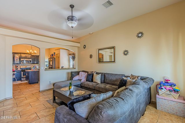 718 LT JOE MAGALLANES Road, Socorro, TX 79927