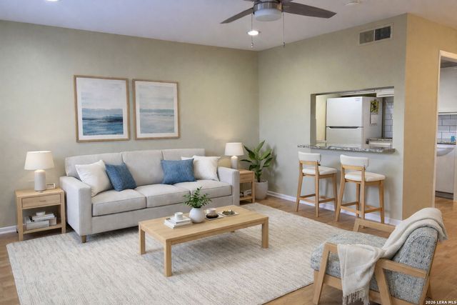 8401 N New Braunfels Ave Apt 344, San Antonio, TX 78209