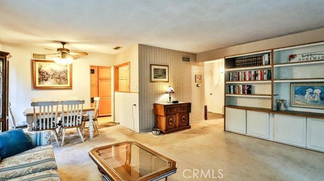 428 W 8th St, Upland, CA 91786