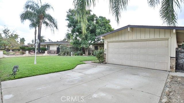 428 W 8th St, Upland, CA 91786