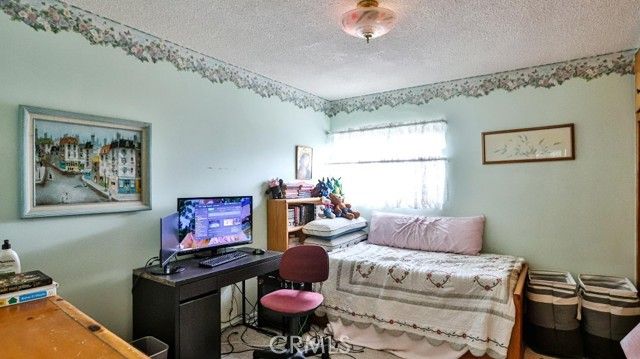 428 W 8th St, Upland, CA 91786