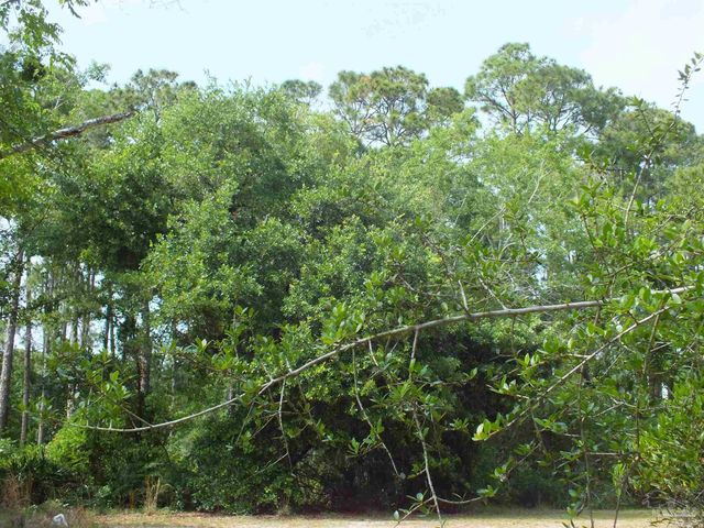 000 Eventide Rd, Milton, FL 32583