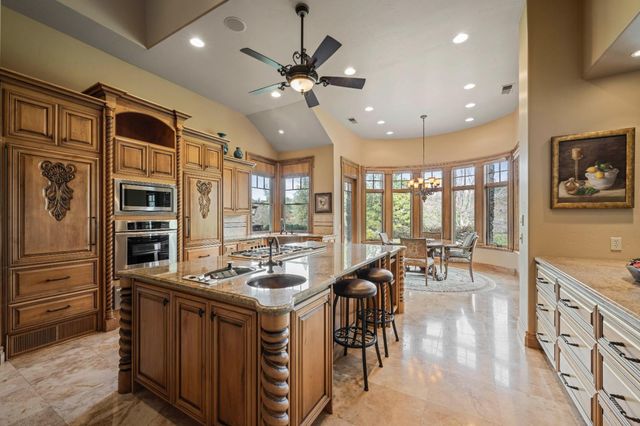 17107 Winchester Club Dr, Meadow Vista, CA 95722