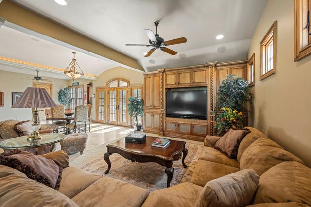 17107 Winchester Club Dr, Meadow Vista, CA 95722