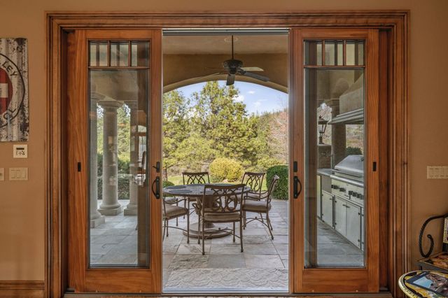 17107 Winchester Club Dr, Meadow Vista, CA 95722