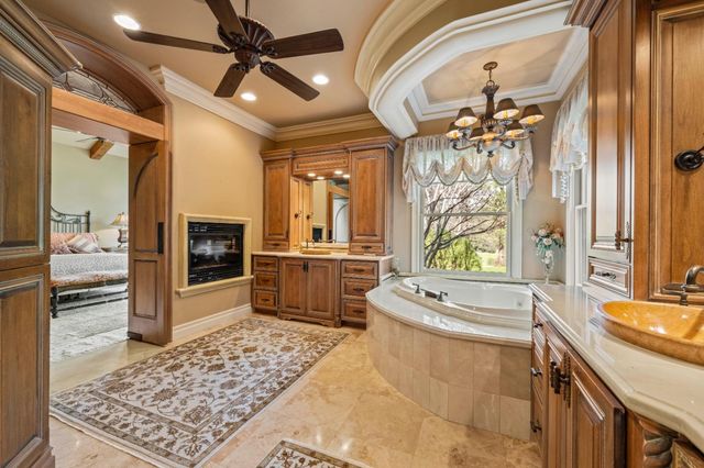 17107 Winchester Club Dr, Meadow Vista, CA 95722