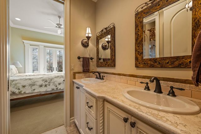 17107 Winchester Club Dr, Meadow Vista, CA 95722