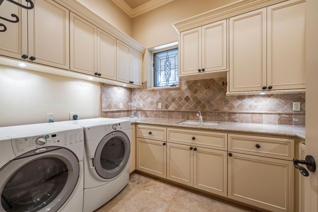 17107 Winchester Club Dr, Meadow Vista, CA 95722