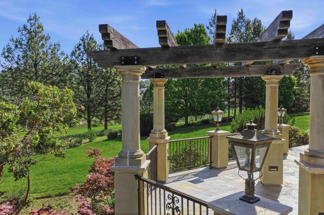 17107 Winchester Club Dr, Meadow Vista, CA 95722